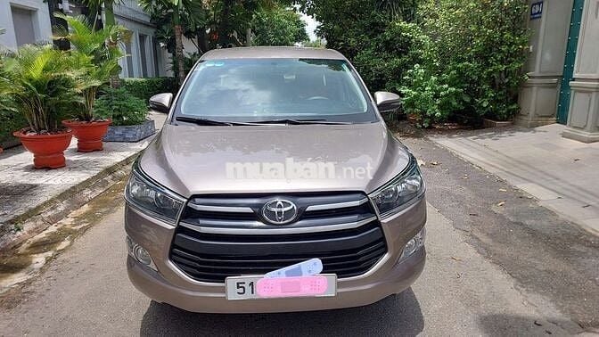 TOYOTA INNOVA ĐỜI 2019 BẢN 2.0E MÀU ĐỒNG KIM ĐẸP