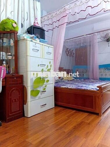 BÁN NHÀ HẺM Ô TÔ 5M, NGAY ĐẠI HỌC CÔNG THƯƠNG, 2 TẦNG 2PN