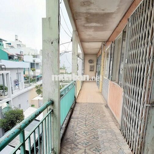 Bán Căn Hộ C/C Tầng Trệt, Lầu 2, Nguyễn Thiện Thuật, Quận 3, DTSD 40m2