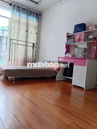 BÁN NHÀ HẺM Ô TÔ 5M, NGAY ĐẠI HỌC CÔNG THƯƠNG, 2 TẦNG 2PN