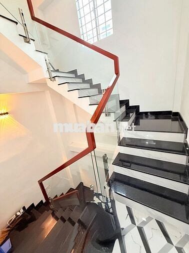 HXH nhỏ Trường Chinh - 3 tầng BTCT 5PN - 3,5m x 13m - 6,6 tỷ TL