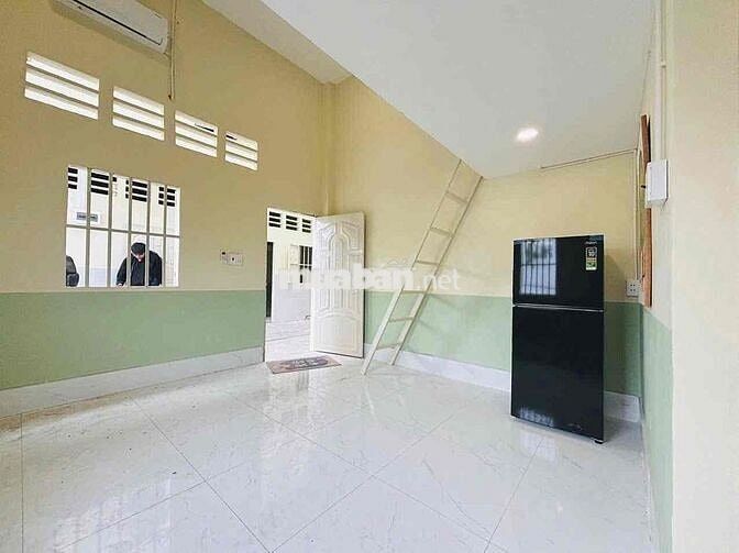 Trống sẵn nhiều phòng gác đẹp ngay đường Nguyễn Thị Thập,