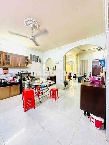 Biệt Thự - Ngang 7m - Sát AeonMall Tân Phú - Có Gara Xe Hơi.
