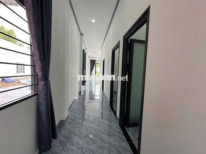 cần bán nhà xây mới gần cổng sau changsin cuối đường đồng khởi