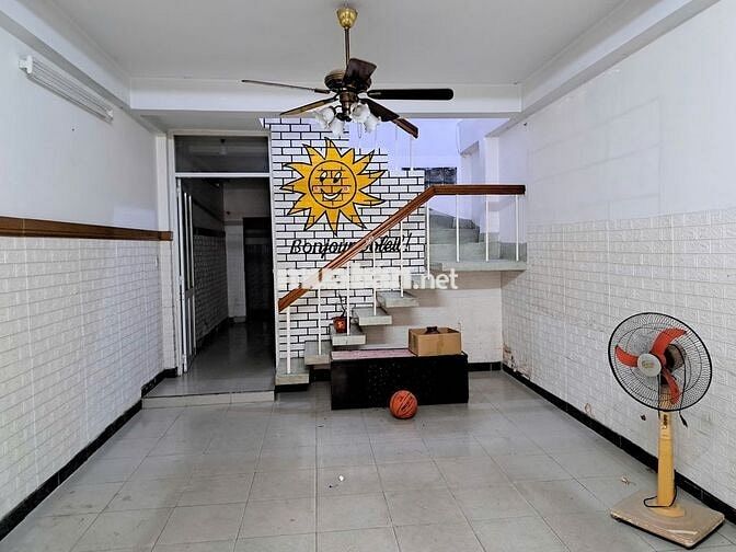 CHO THUÊ NHÀ NGUYÊN CĂN - HẺM XE HƠI - LÊ VĂN SỸ QUẬN 3