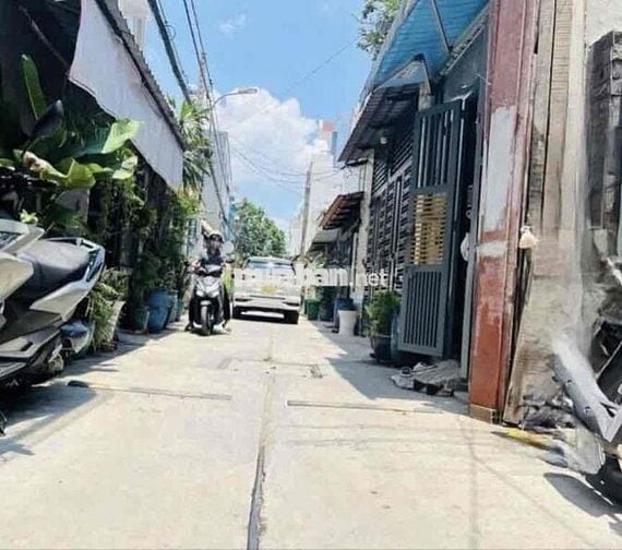 Bán nhà Bình Tân, 6,7tỷ, dt 64 m2, 5 tầng, 5PN, sổ riêng, HXH
