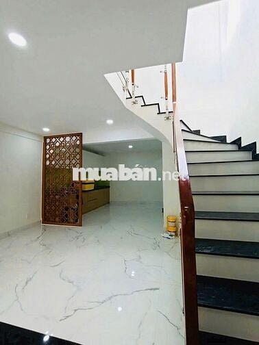 Mặt Tiền nội bộ 27 Dân Tộc 5x20m 2 Tấm (3PN 2WC) ban công