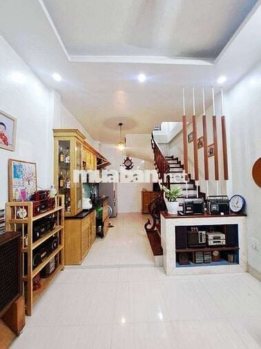 NHÀ ĐẸP ĐẠI MỖ, MẶT NGÕ THÔNG Ô TÔ, GẦN PHỐ,Ở THÍCH, KD NHỎ TỐT