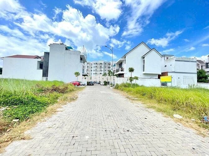 Bán Đất Thổ Cư / Gần Chợ PHú Lạc / Giá Thương Lương / Sổ Hồng Riêng