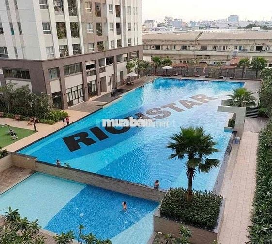 cho thuê 3pn2wc như hình. Richstar khu 1, hướng đông nam ban công dài