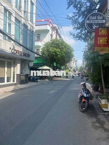 Cho thuê nhà nguyên căn 1T3L – Đường nhựa 8m, 4A Đồng Xoài, 5’ ra TSN"