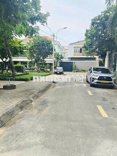 MT HXH 16 CHỔ ĐẬU CỬA SÁT BÊN BÙI MINH TRỰC 4 TẦNG QUẬN 8 NHỈNH 8 TỶ