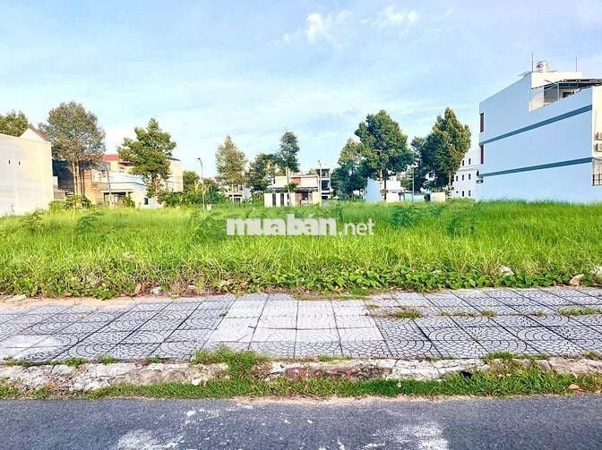 Bán Đất Thổ Cư / Gần Chợ PHú Lạc / Giá Thương Lương / Sổ Hồng Riêng