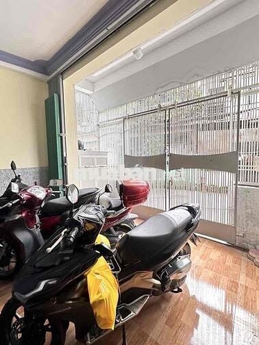 Bán Nhà Nguyễn Văn Lượng -35m2-Bước 3 bước ra tới Lotte-HXH-3PN-TL