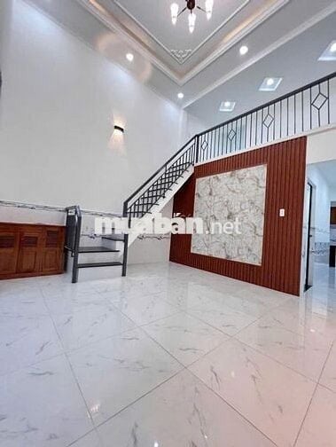 Nhà gác lừng 50m2 Bán Chỉ 725tr có SHR Tân Hiệp Hóc Môn. gọi ngay em !