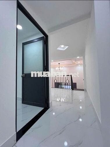 Nhà gác lừng 50m2 Bán Chỉ 725tr có SHR Tân Hiệp Hóc Môn. gọi ngay em !