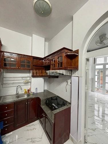  Nguyên căn 3,6x9 1 trệt 2 lầu đúc 2PN 2WC hẻm 3m Cô Giang P1 PN