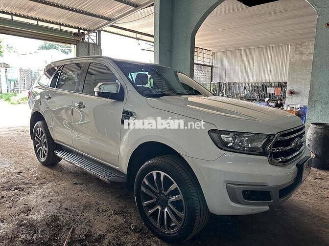 Ford Everest 2019 Trend 2.0L  AT 4x2 - 150000 km