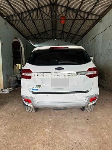 Ford Everest 2019 Trend 2.0L  AT 4x2 - 150000 km