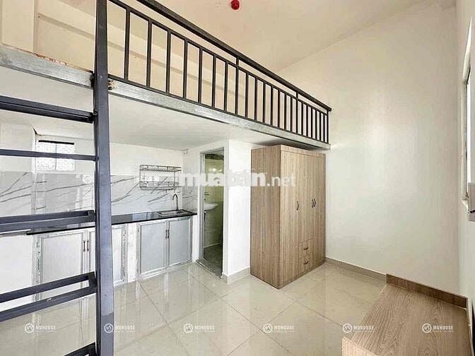 CĂN DUPLEX BAN CÔNG NGAY TRƯỜNG ĐẠI HỌC CÔNG THƯƠNG 😍😍😍