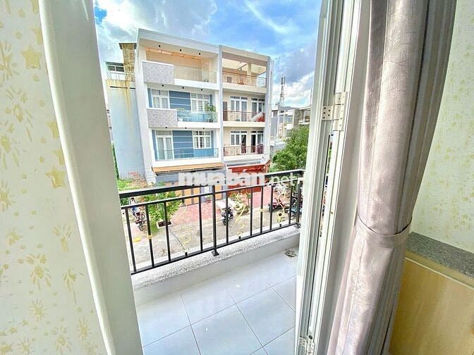 Căn Hộ Ban Công Full NT Đi Bộ Qua Văn Lang Ko Giới Hạn Người Ở
