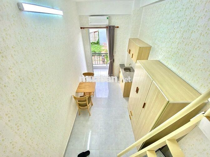 Căn Hộ Ban Công Full NT Đi Bộ Qua Văn Lang Ko Giới Hạn Người Ở