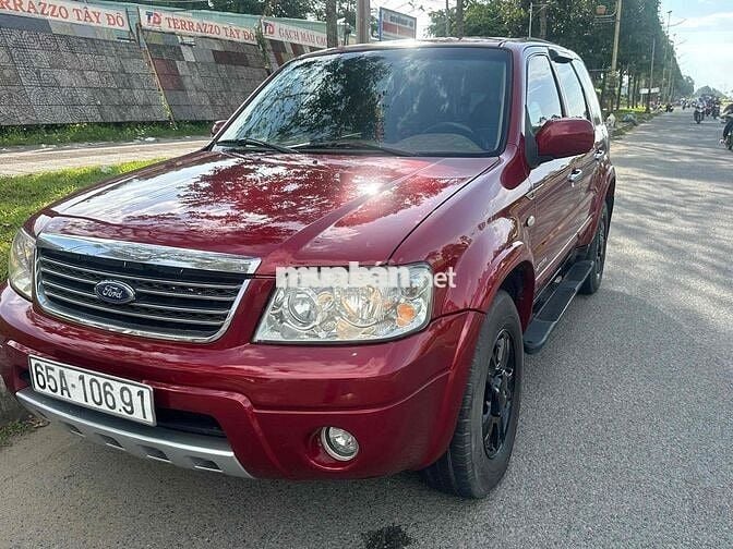 Ford Escape 2004 2.3L XLS - 245000 km