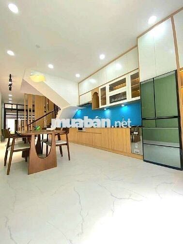 BÁN NHÀ 3 TẦNG ĐẸP TRUNG TÂM QUẬN BÌNH TÂN - 55M² GIÁ CHỈ 5,5 TỶ