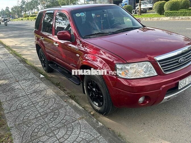 Ford Escape 2004 2.3L XLS - 245000 km