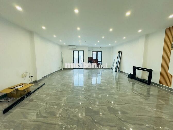🏢 Cho thuê văn phòng 70m² – 12tr/tháng – Lê Quang Đạo, Nam Từ Liêm
