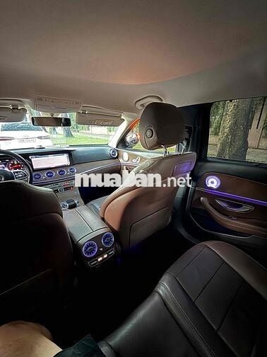 Mercedes Benz E Class T12 2019 E200