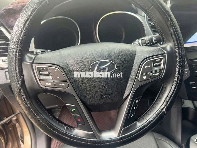 Hyundai Santafe 2015 máy xăng 2.4 bản tiêu chuẩn