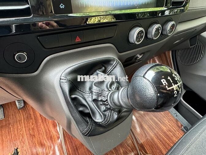 Ford Transit 2023 Van - 18000 km