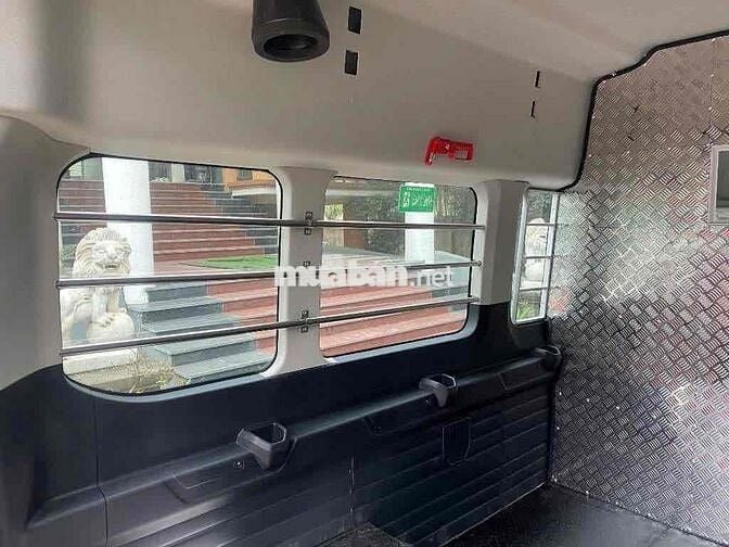 Ford Transit Van.Không Cấm Giờ. B2 Chạy Được