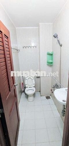 Cho thuê phòng nguyên lầu Cộng Hòa, khu sân bay, Cv Hoàng Văn Thụ