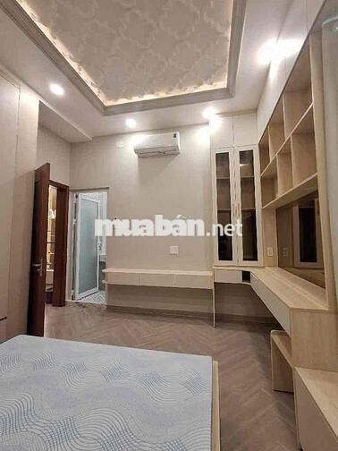 Nhà thiết kế Gu, 5.5x14m Tặng full NT, kế PMH, Sau lưng cresenmall