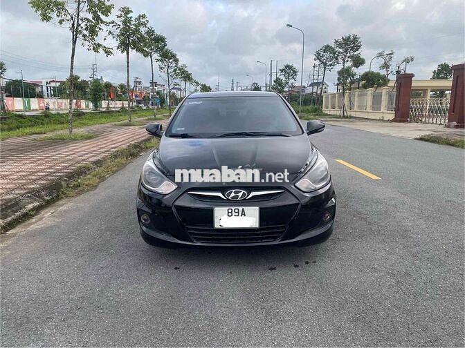 Hyundai Accent 2012 1.4 AT - 150000 km