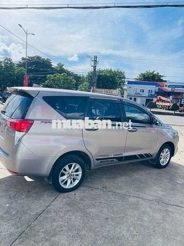 Toyota Innova 2017 2.0E siêu đẹp keng-415tr bao hs