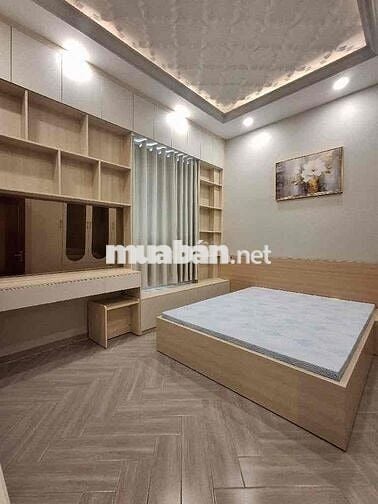 Nhà thiết kế Gu, 5.5x14m Tặng full NT, kế PMH, Sau lưng cresenmall