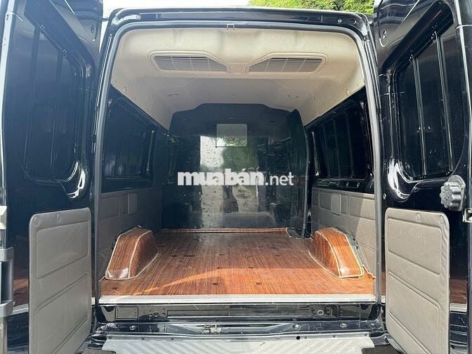 Ford Transit 2023 Van - 18000 km