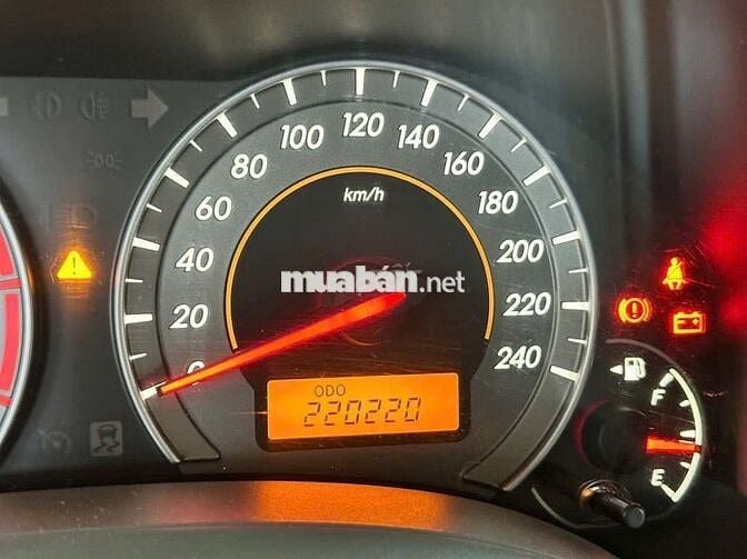 Cần bán Toyota Altis 2008