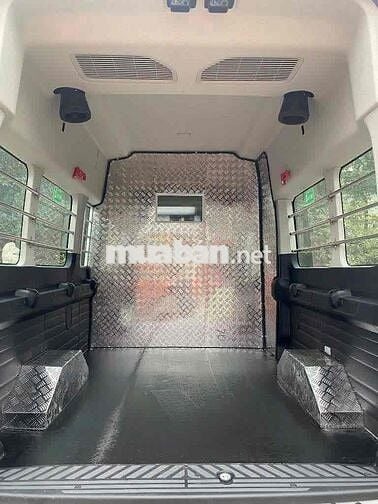 Ford Transit Van.Không Cấm Giờ. B2 Chạy Được