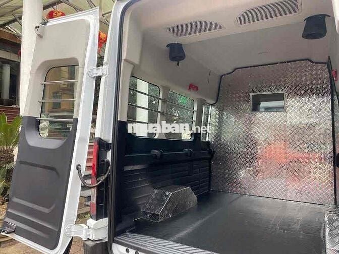 Ford Transit Van.Không Cấm Giờ. B2 Chạy Được