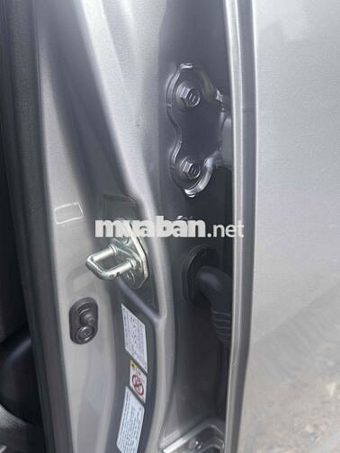 Toyota Innova 2006 G - 57000 km
