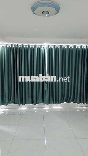 Cho thuê tần lầu một .mặt tiền đường trần phú
