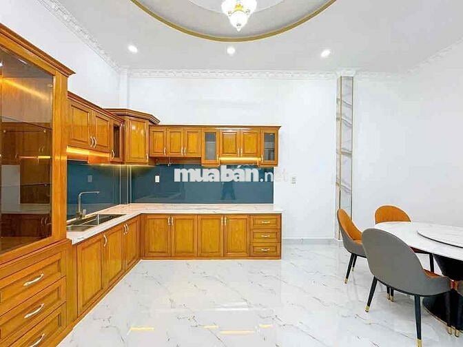 🔥🔥H.O.T🔥🔥 NHÍCH 5T.Ỷ 🏡 110M2- 2Tầng- NHÀ BÈ - Cạnh PMH- HẺM 3Gác 🤩🌆🌆