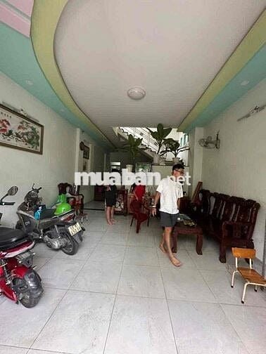 Nhà đường MÃ LÒ [5x17, 3lầu, 5pn, 5toilet] sẵn 2máy lạnh, ít nội thất