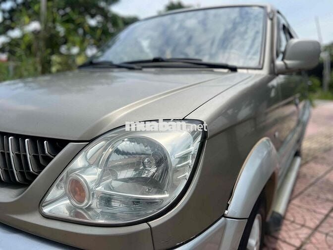 Mitsubishi Jolie 2005