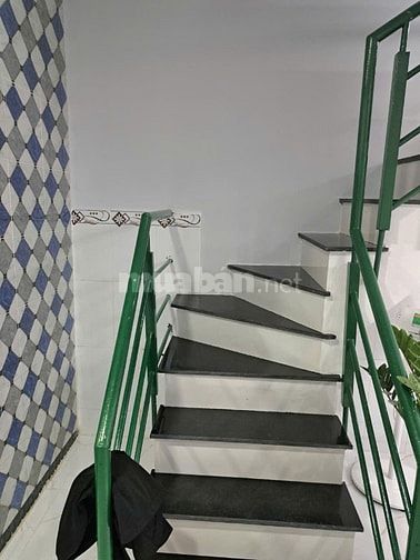 Bán nhà Quận 7 – Đường 9m xe hơi, gần Phú Mỹ Hưng, RMIT