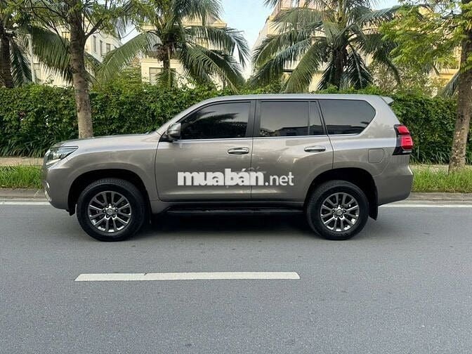 Toyota Prado 2018 VX 2.7L - 132000 km